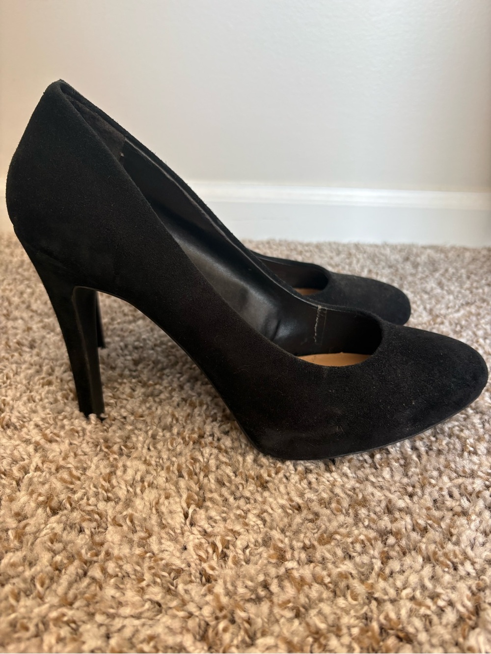 Jessica Simpson Black Suede Pointed Toe Stiletto Pumps